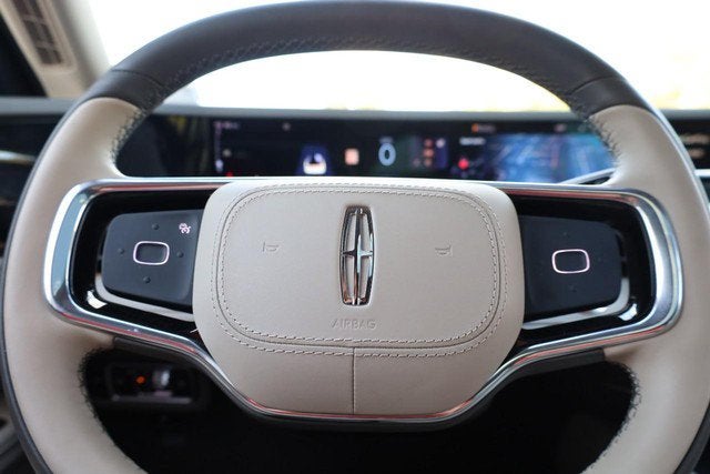2025 Lincoln Nautilus Reserve AWD