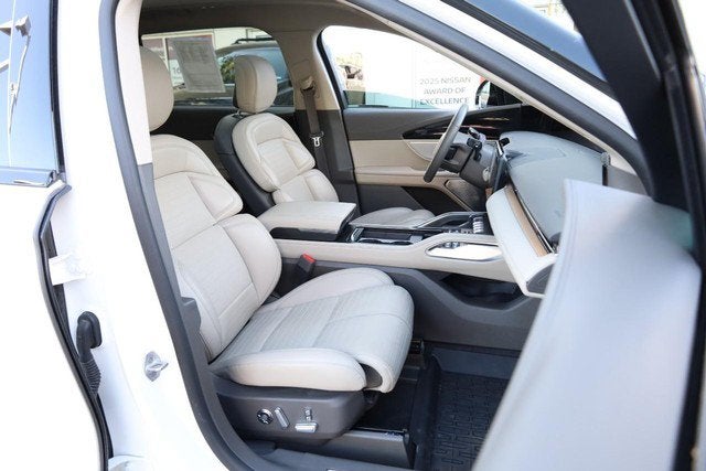 2025 Lincoln Nautilus Reserve AWD