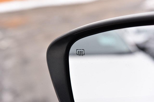 2015 Nissan Rogue SV AWD Premium Package