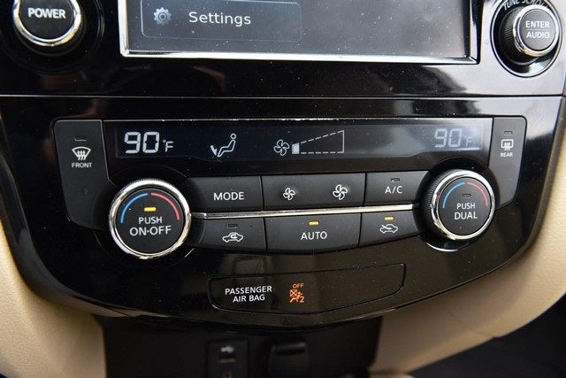 2015 Nissan Rogue SV AWD Premium Package