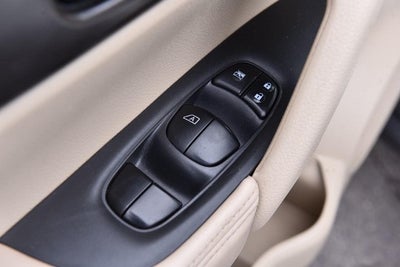 2015 Nissan Rogue SV AWD Premium Package