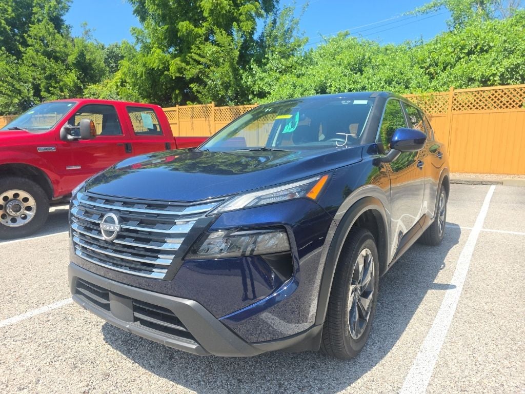 2025 Nissan Rogue SV [MotorTrend Certified]