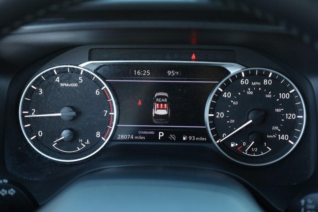 2025 Nissan Rogue SV