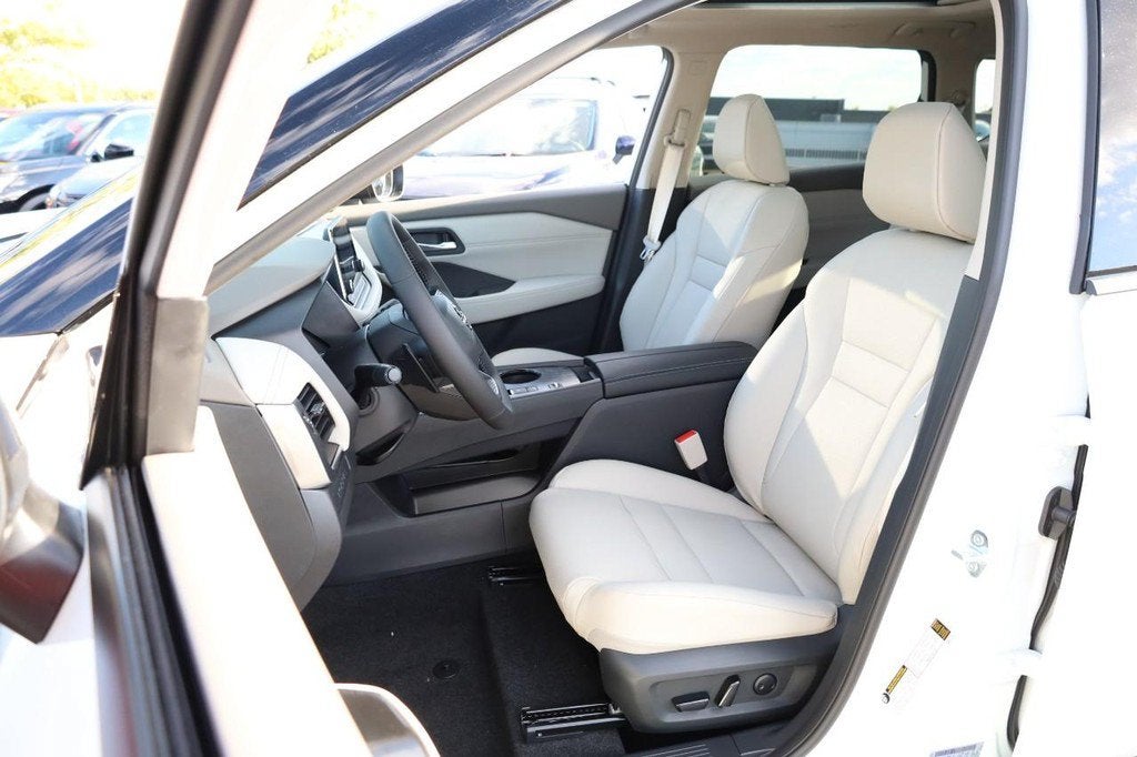 2027 Nissan Rogue Dark Armor™