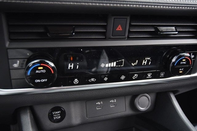 2026 Nissan Rogue Dark Armor™