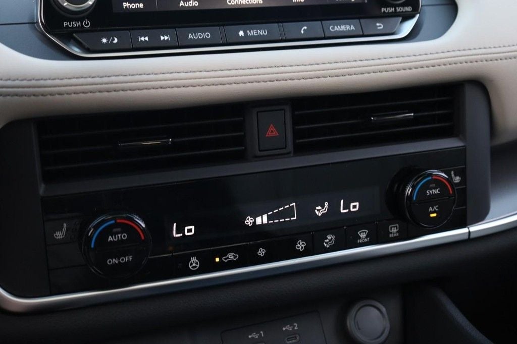 2026 Nissan Rogue Dark Armor™