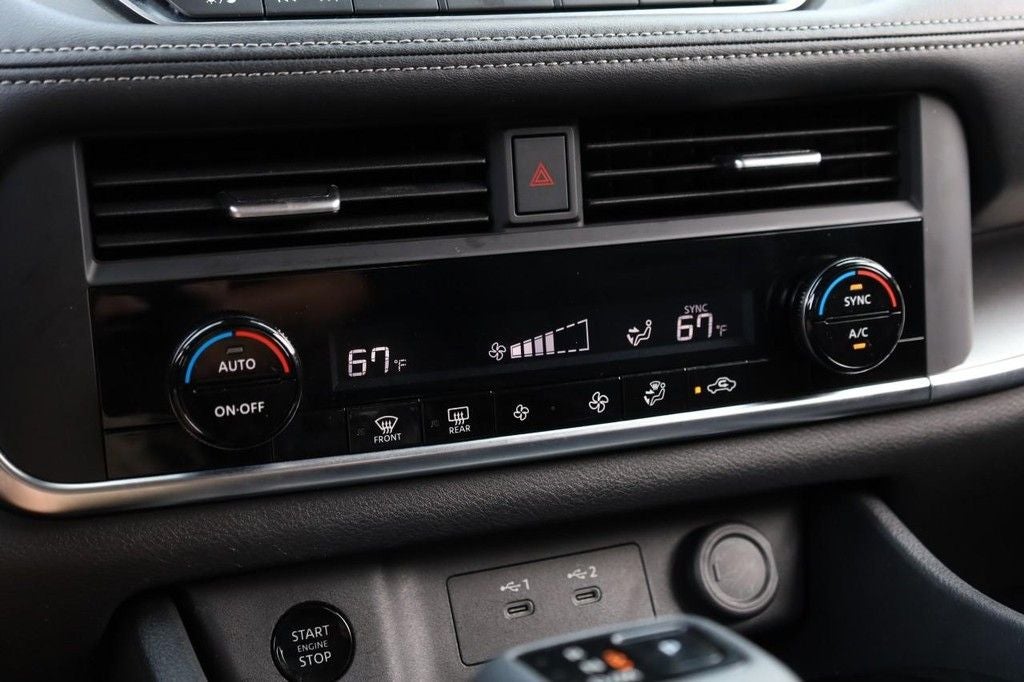 2025 Nissan Rogue SV