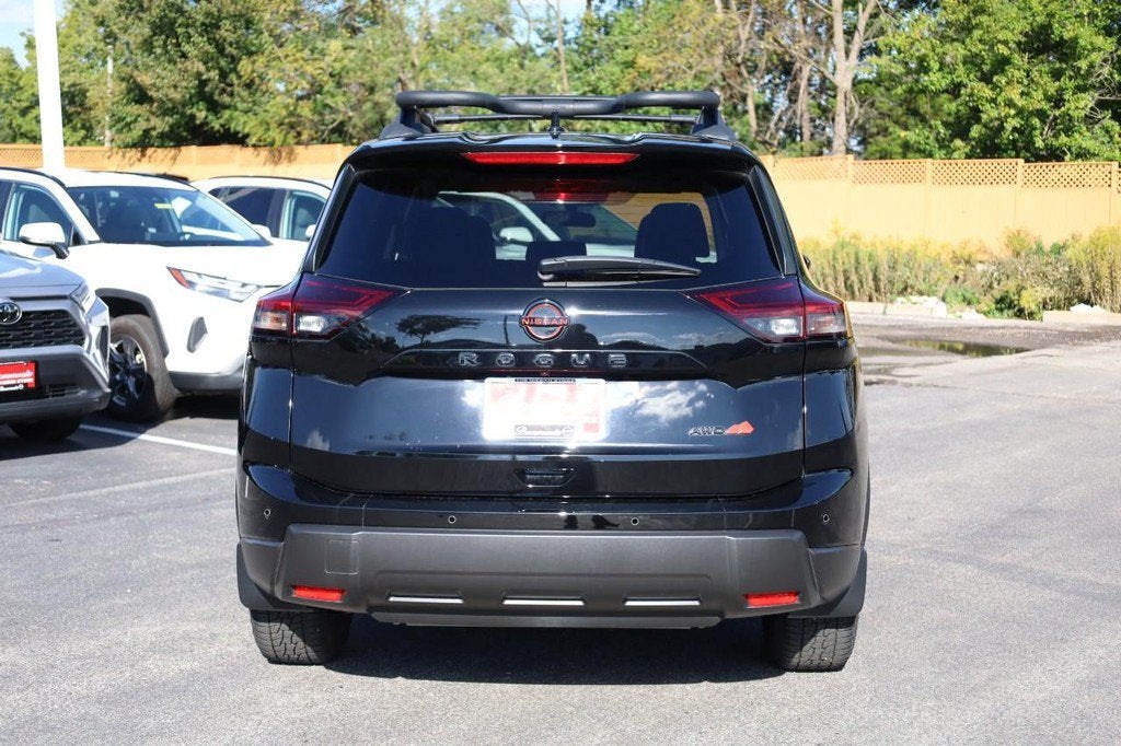2025 Nissan Rogue Rock Creek