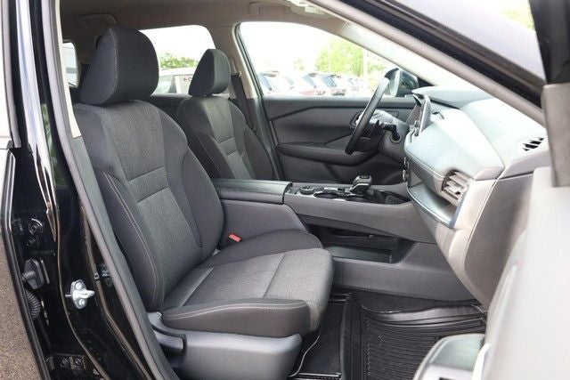 2025 Nissan Rogue SV AWD [MotorTrend Certified]