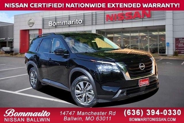 2025 Nissan Pathfinder SV