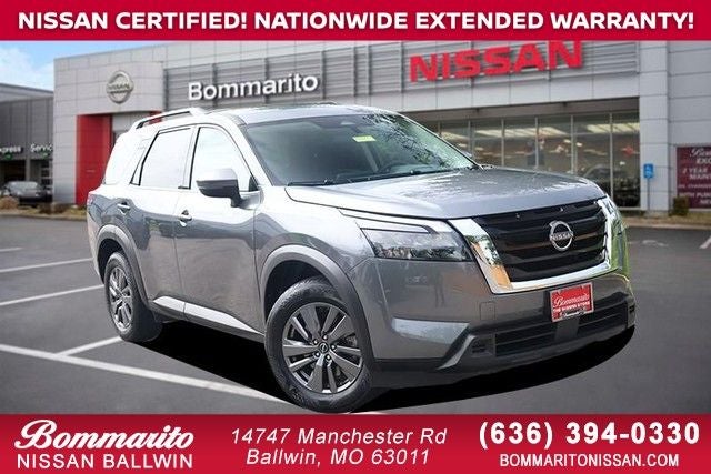 2025 Nissan Pathfinder SV