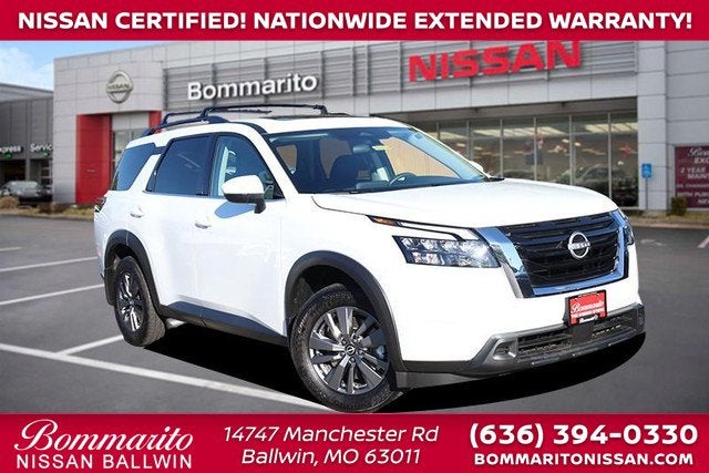 2025 Nissan Pathfinder SV