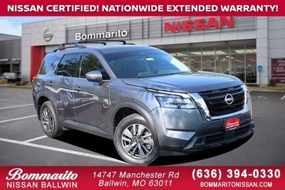 2025 Nissan Pathfinder SV