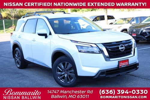 2025 Nissan Pathfinder SV