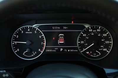 2025 Nissan Pathfinder SV