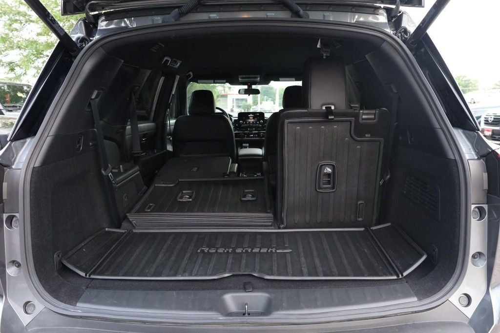 2025 Nissan Pathfinder Rock Creek®