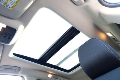 2023 Nissan Pathfinder SV