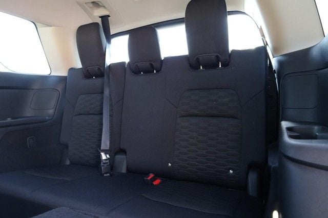 2023 Nissan Pathfinder SV