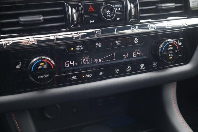 2026 Nissan Pathfinder Rock Creek®