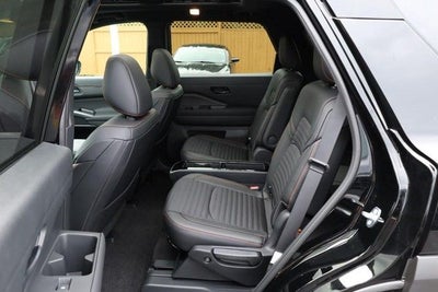 2026 Nissan Pathfinder Rock Creek®