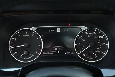 2025 Nissan Pathfinder SL