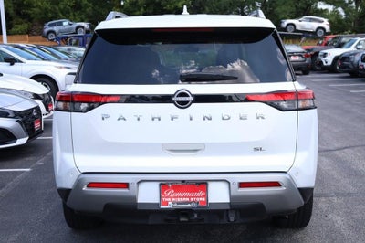 2025 Nissan Pathfinder SL