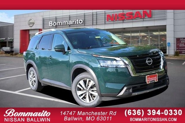 2022 Nissan Pathfinder SL