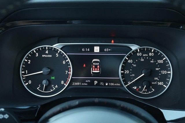 2025 Nissan Pathfinder SL