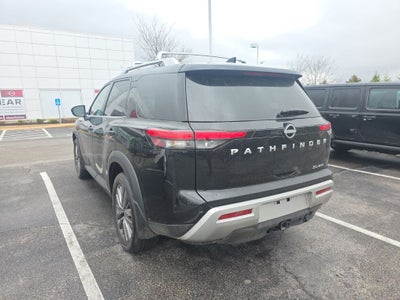 2025 Nissan Pathfinder SL
