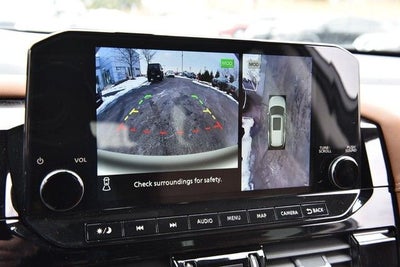 2025 Nissan Pathfinder Platinum