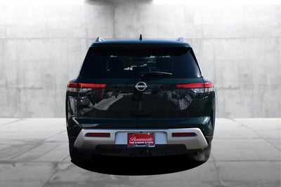 2025 Nissan Pathfinder Platinum
