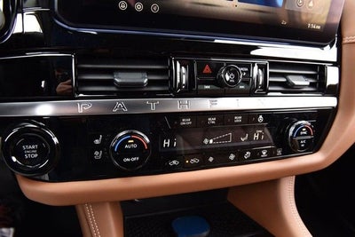 2026 Nissan Pathfinder Platinum