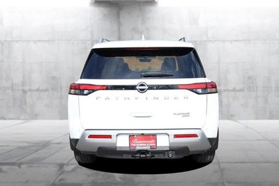 2025 Nissan Pathfinder Platinum