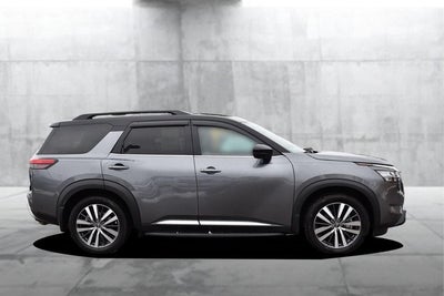 2022 Nissan Pathfinder Platinum