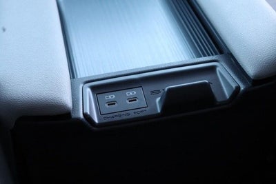 2025 Toyota Sienna LE AWD Plus Package [8 Passenger]
