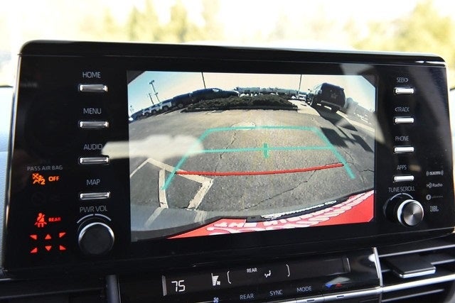 2021 Toyota Sienna XLE 8 Passenger