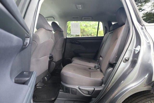 2025 Toyota Highlander LE