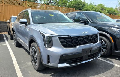 2024 Kia Sorento S AWD Panoramic Sunroof Package