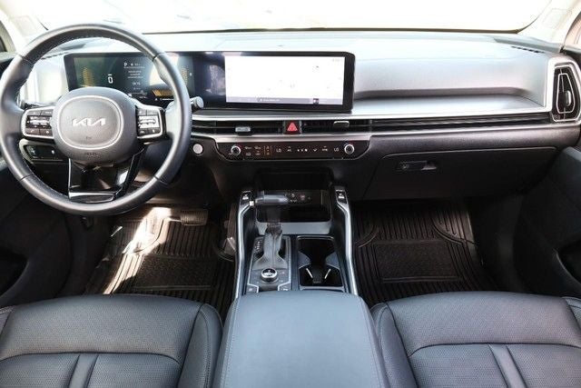 2024 Kia Sorento S AWD Panoramic Sunroof Package