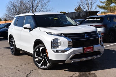 2024 Mitsubishi Outlander SE 4WD
