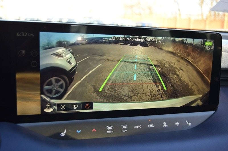 2026 Nissan Leaf Platinum+