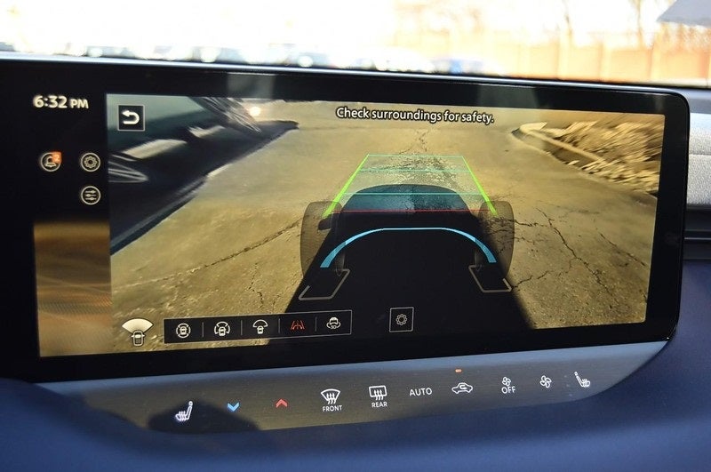 2026 Nissan Leaf Platinum+