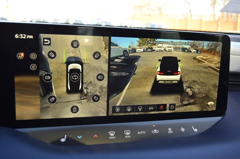 2026 Nissan Leaf Platinum+