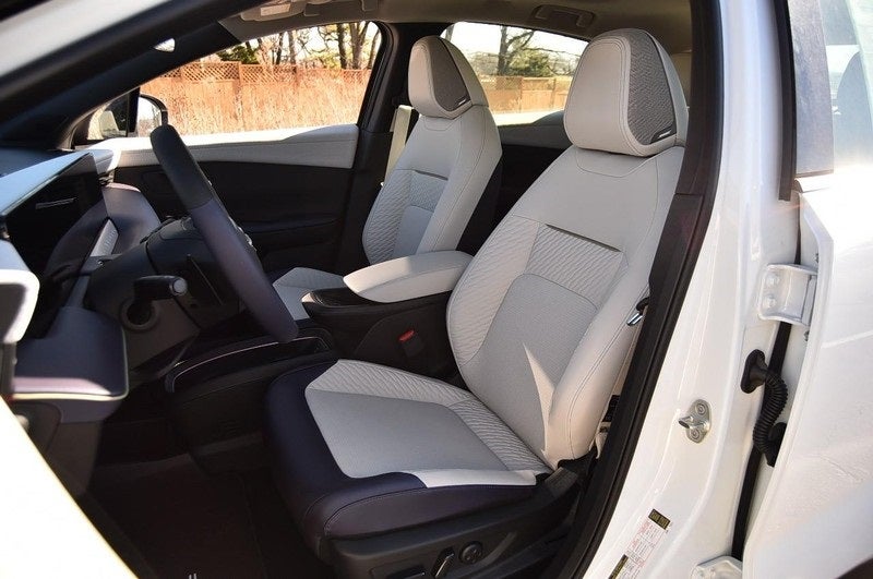 2026 Nissan Leaf Platinum+