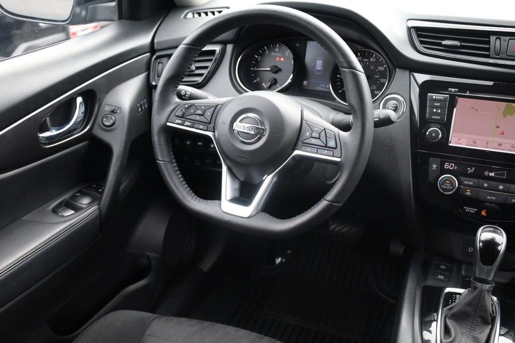 2020 Nissan Rogue SV Premium Package AWD [MotorTrend Certified]