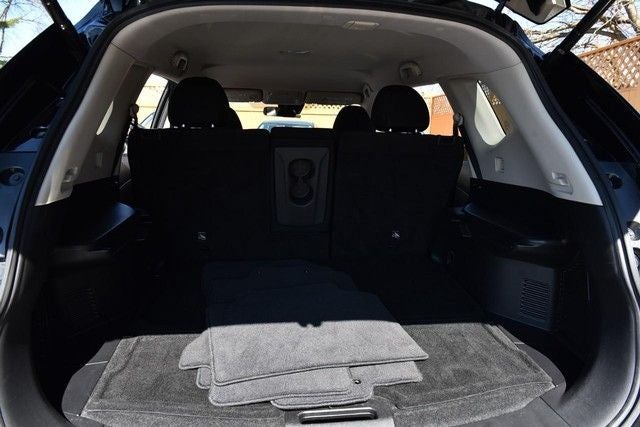 2020 Nissan Rogue SV AWD [MotorTrend Certified]