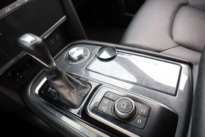 2022 Nissan Armada SV 4WD w/ Appearance Package