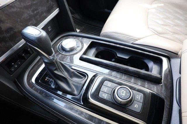 2021 Nissan Armada Platinum 4WD w/ Rear Entertainment [MotorTrend Certified]