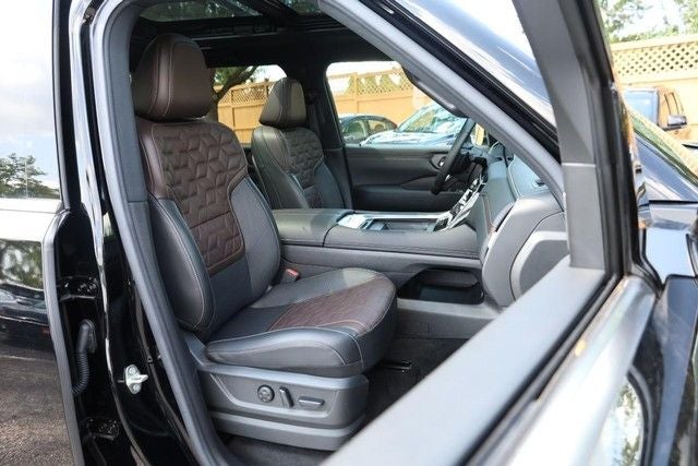 2025 Nissan Armada Platinum