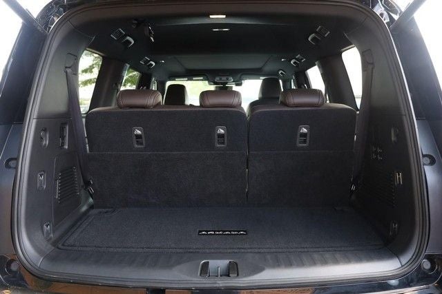 2025 Nissan Armada Platinum